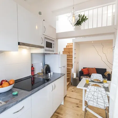 Lovelystay - Bairro Alto Hill Amazing View Apartment *