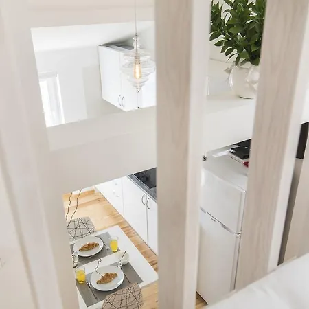 Lovelystay - Bairro Alto Hill Amazing View Lisbon