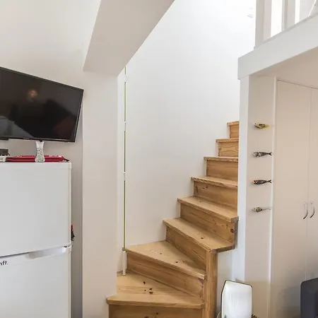 Lovelystay - Bairro Alto Hill Amazing View Apartment *