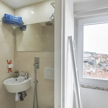 Lovelystay - Bairro Alto Hill Amazing View *