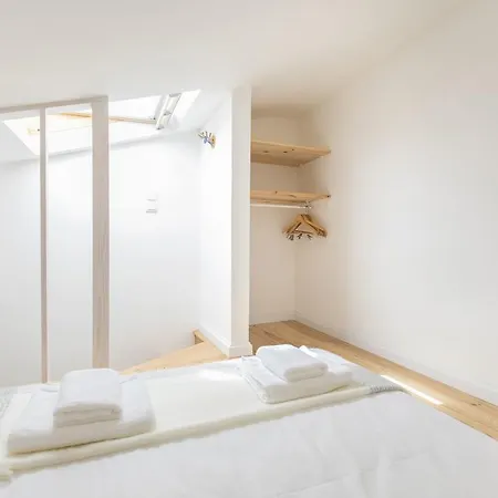 Apartment Lovelystay - Bairro Alto Hill Amazing View
