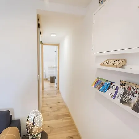 Lovelystay - Bairro Alto Hill Amazing View Apartment *